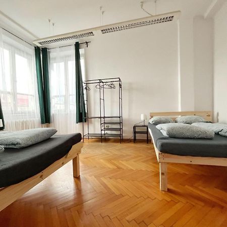 Nice View Rooms In Old Town Краков Экстерьер фото